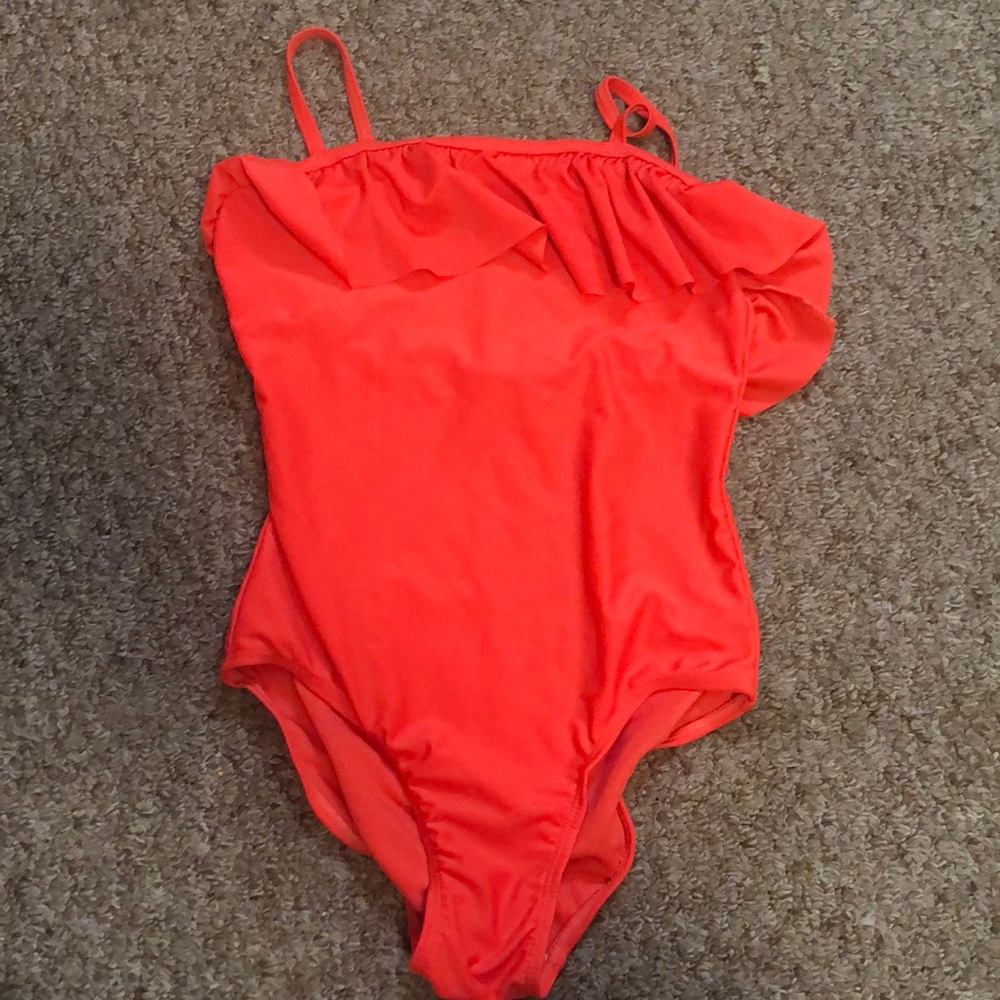 Old navy one piece swimsuit girls size M 7/8